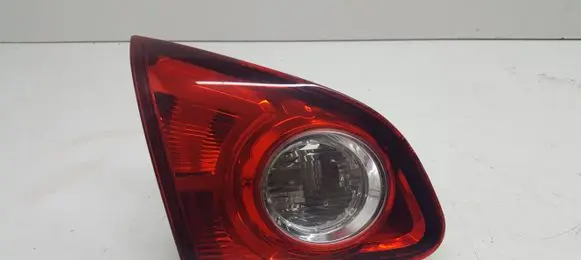 Nissan Qashqai Tailgate rear/tail lights 89071063