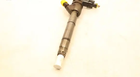 KIA Ceed Fuel injector 0445110320