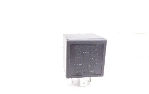 Volkswagen Golf III Other relay 191955529