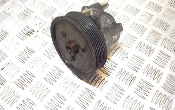 Renault Laguna III Power steering pump 8200319066 8200709220 26106122