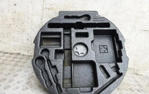 Nissan Qashqai Tool box 849A74EA1B