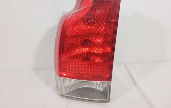 Volvo XC70 Rear/tail lights 161037