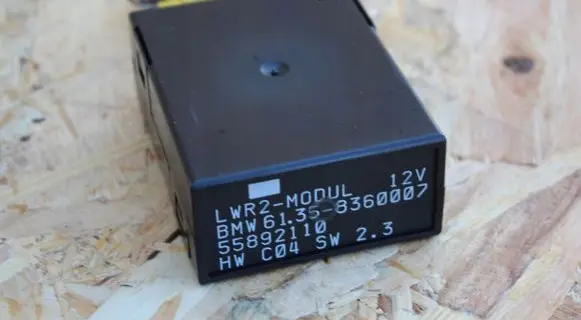 BMW 7 E38 Light module LCM 8360007