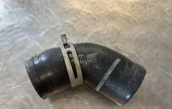 Renault Kangoo II Air intake hose/pipe 17092852