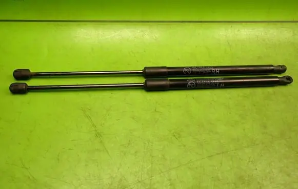 Hyundai i30 Shock absorber/damper mounting bracket 