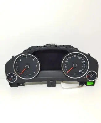 Volkswagen Touareg II Speedometer (instrument cluster) 7P6920982E