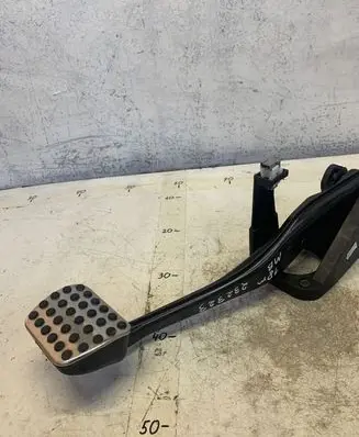 Mercedes-Benz CLA C117 X117 W117 Brake pedal