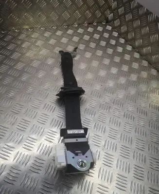 BMW 1 E81 E87 Front seatbelt 33059849
