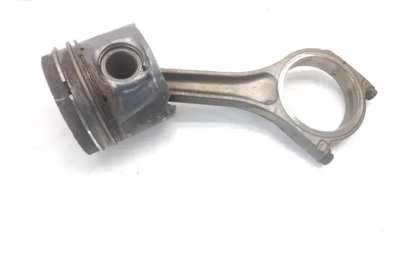 Land Rover Discovery 3 - LR3 Piston with connecting rod H268X