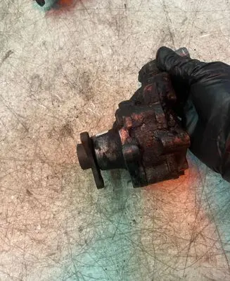 Renault Master III Power steering pump 7651955187