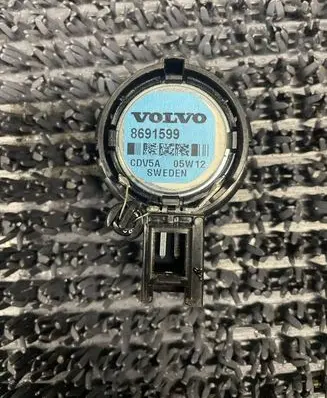 Volvo V50 High frequency speaker in the rear doors 8691599