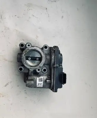 Nissan Juke I F15 Throttle valve 1612000Q0C H8201171233 161206038R