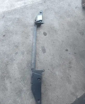 BMW X5 E53 Top upper radiator support slam panel 17111439117 1439117