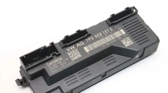 Porsche Macan (95B) Tailgate/trunk control unit/module 7P5959107E