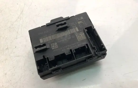 Volkswagen Golf VII Other control units/modules 5Q0959592D