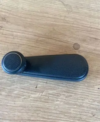 Volkswagen Santana Front door window winding handle 191837579