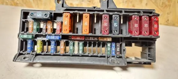 BMW 7 E65 E66 Fuse module 69005820