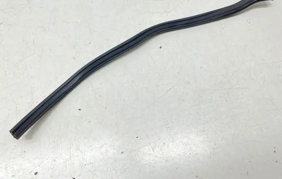Volkswagen Transporter - Caravelle T6 Engine compartment rubber 7H0819531A 7H0819532A