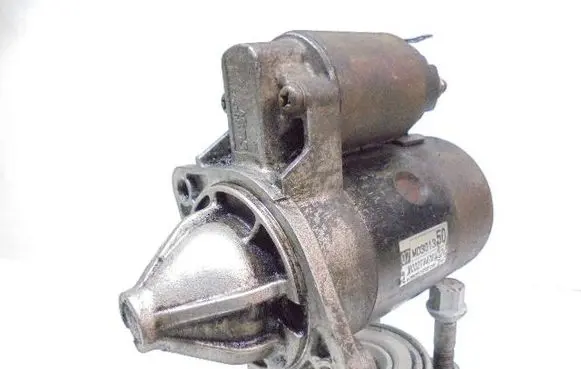 Mitsubishi Colt Starter motor MD301350