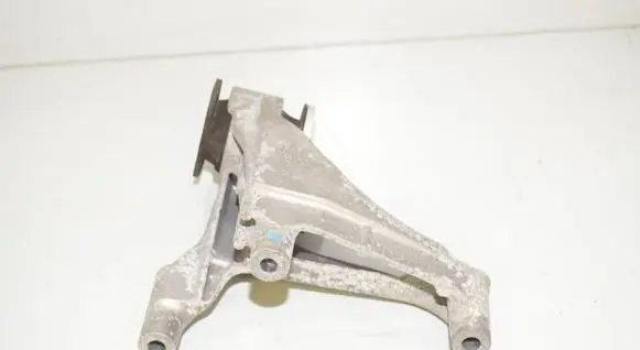 BMW 2 F45 Engine mounting bracket 6859794 33366859794