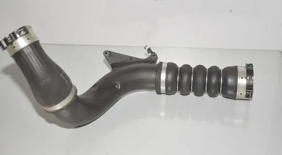 Intercooler hose/pipe