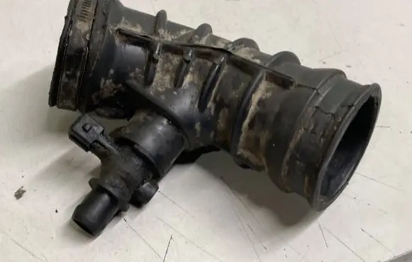 Volvo XC90 Intercooler hose/pipe 30636854
