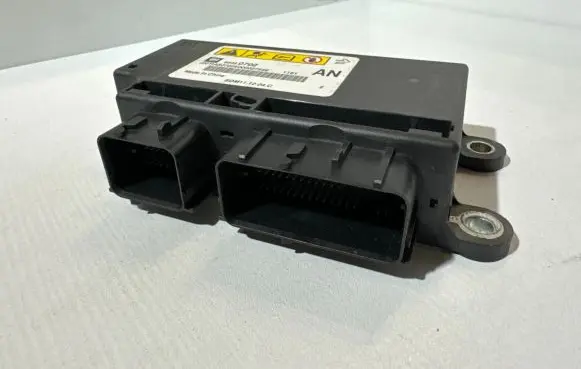 Chevrolet Captiva Airbag control unit/module 95460702