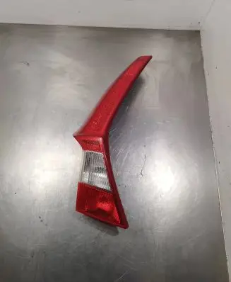 Volvo V70 Tailgate rear/tail lights