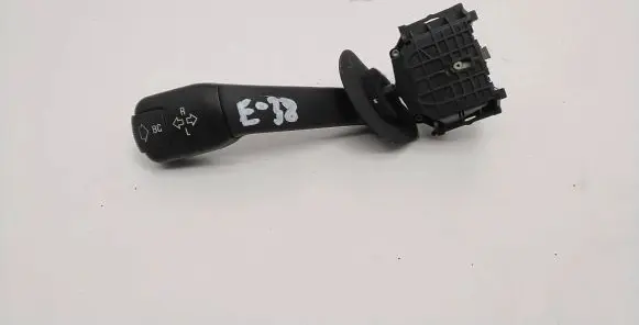 BMW 7 E38 Indicator stalk 8352172 01100410