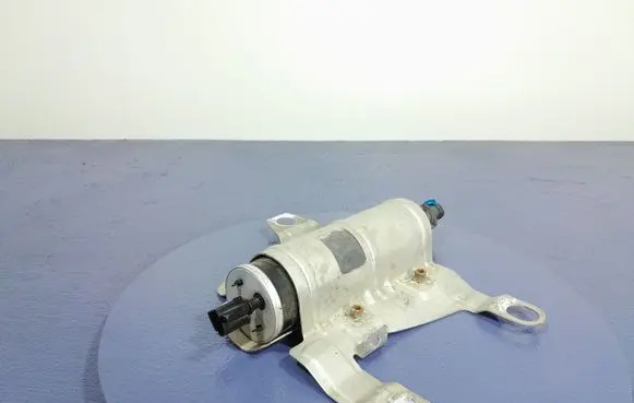 Volvo S90, V90 Fuel filter housing 32312226