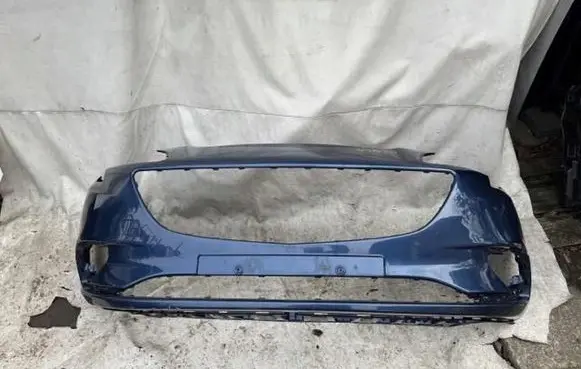 Opel Corsa E Front bumper 3678656