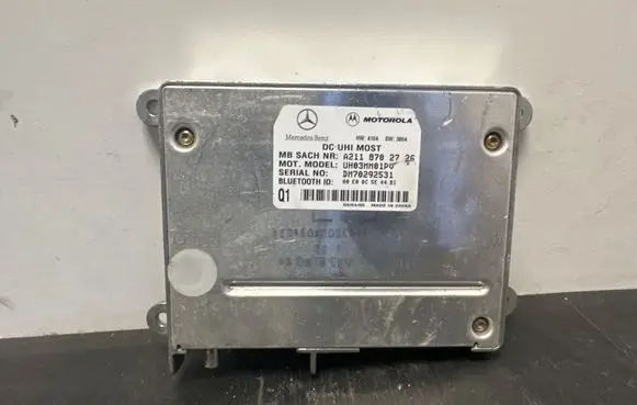 Mercedes-Benz E W211 Bluetooth control unit module A2118702726 DM70292531 UH03MM01P9