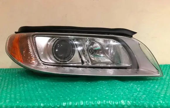Volvo S80 Headlight/headlamp 31214348