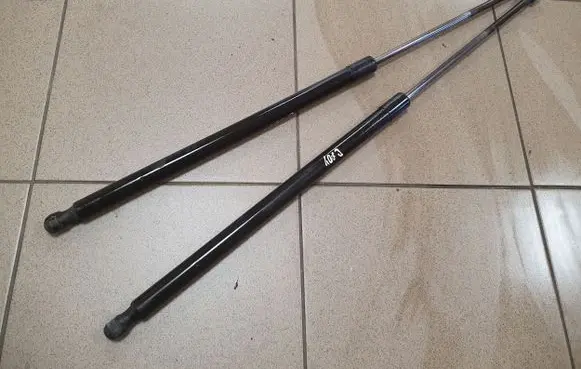 Volkswagen Caddy Tailgate/trunk strut/damper 2K0827550