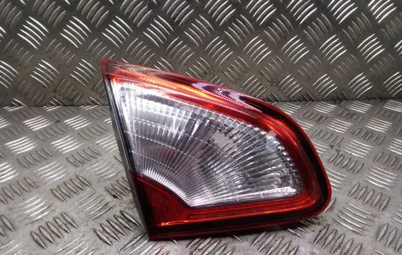 Nissan Qashqai+2 Tailgate rear/tail lights 89503189 B26555BR01A