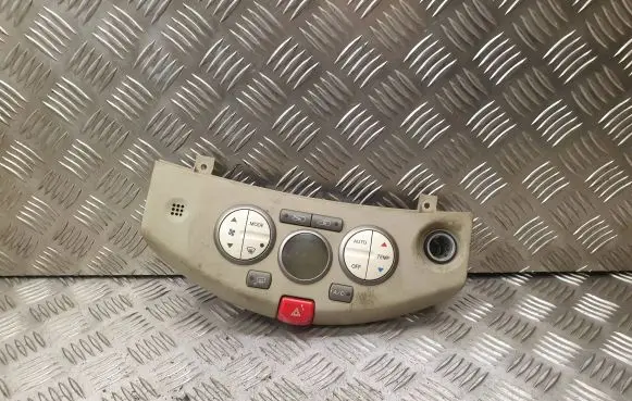 Nissan Micra Climate control unit 27500AX700