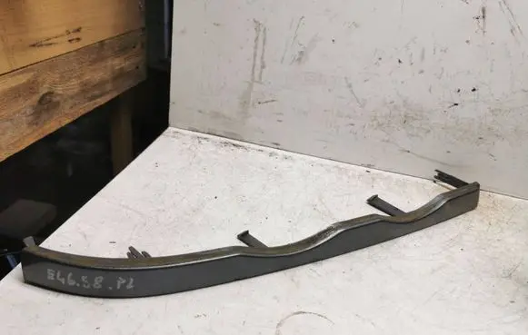 BMW 3 E46 Under headlight/headlamp trim 8208482