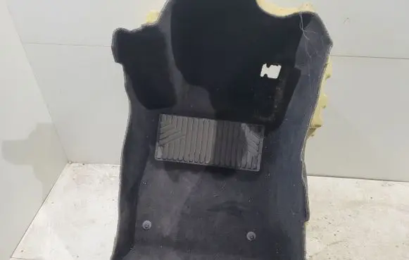Mercedes-Benz GLK (X204) Front floor carpet liner A2046803140