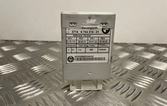 BMW 5 E60 E61 Air suspension control unit module (rear) 6784314