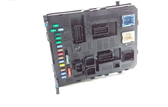 Peugeot 407 Comfort/convenience module 216761594 21676031 28118625
