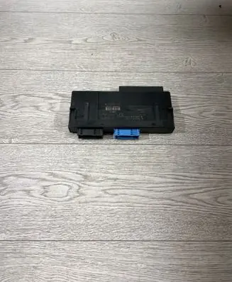 BMW 3 E92 E93 Comfort/convenience module 9177985 10681810 9177984