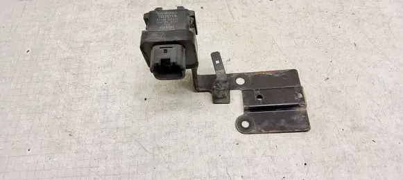 Toyota Avensis T250 Air pressure sensor 3592520010 1567000271