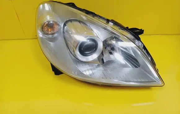 Mercedes-Benz B W245 Headlight/headlamp A1698201861 0301220202