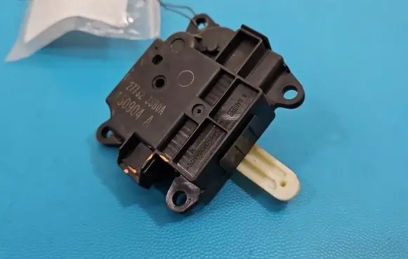 Nissan Pulsar A/C air flow flap actuator/motor 277323SB0A IMPRK1588912