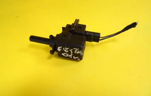 Ford Fiesta Brake pedal sensor switch 95FB7C534AA