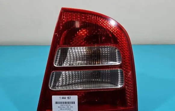 Skoda Octavia Mk1 (1U) Rear/tail lights IMPRK1444187