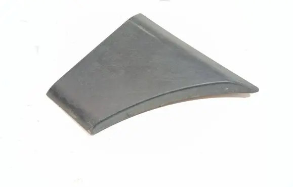 Rear fender molding trim