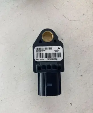 Peugeot 4007 Airbag deployment crash/impact sensor 8651A001