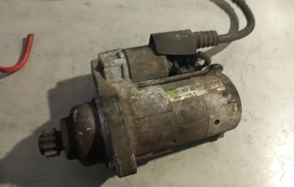 Volkswagen PASSAT B6 Starter motor 02M911023N D912041018