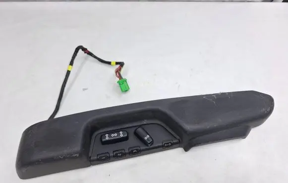 Volvo XC90 Seat control switch 9174420